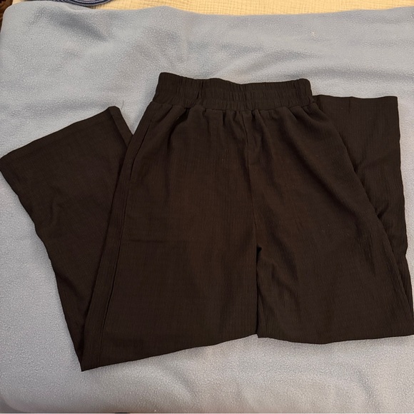 NWOT Carly Jean Los Angeles Black Wide-Leg Flare Flowy Beach Pants - Picture 2 of 10